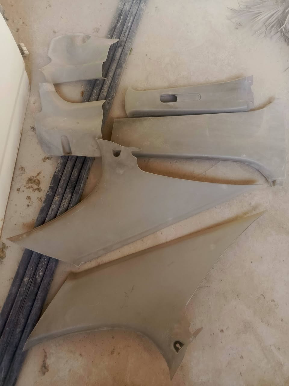 السلام عليكم
للبيع غراض ليفان بيبان ثنين جهت اليمين كلش نضيفات الزوج 240
قبق جنطه بلادي بي طخه مثل ما موضح 35
بك لايت جهت اليسار 20
كشنات كامله خلفيه نضيفات سعرهن 80
بطانه مال سلايت 40نضيفه 
وعندي قبقات مال تكم الزوج 15

عنواني الانبار فلوجة..شتحتاج بالخدمه 
***********
