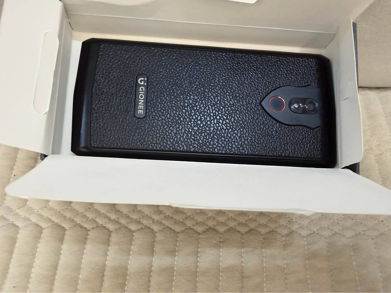 للبيع موبايل ماركه اصلي مصنعه للبريطانيه مستخدم قليل اسبوع عنوان اربيل  تفاصيل بلكارتونه
سعر 120 دولار
*********** أربيل, العراق
