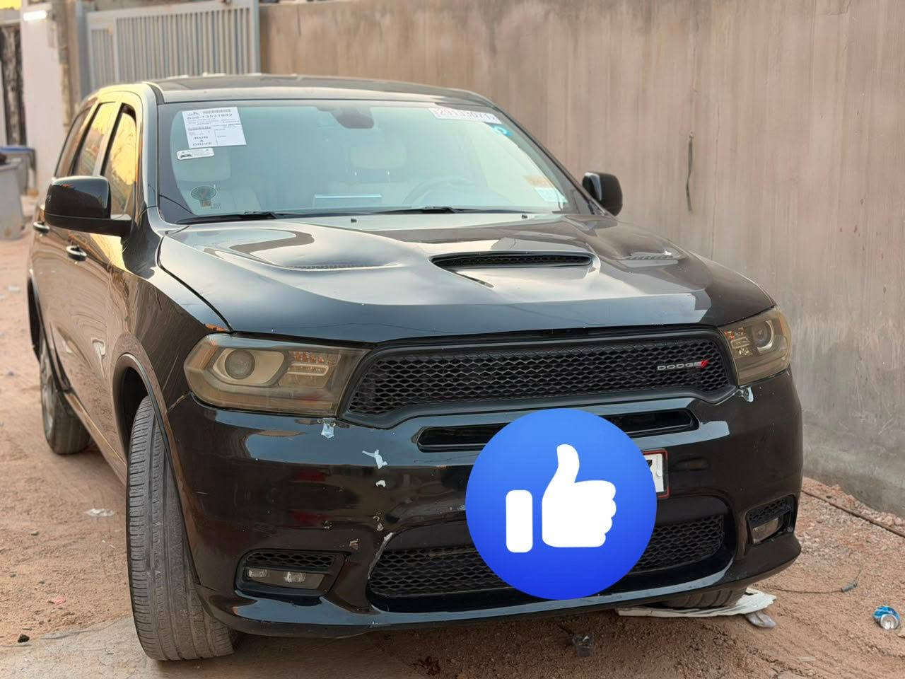 دورنكو 18 امريكي
فئة sxt  لون اسود حادثها مرفق بالصور ماشيه 190كيلو  كير محرك كشر كفاله مبدل بيها بساتم 14 انسى الادوانز 
رقمها بغداد باسمي السعر 175 وبيها مجال قليل حك الجيه  مكاني نجف داخل النجف 
تواصل ***********

