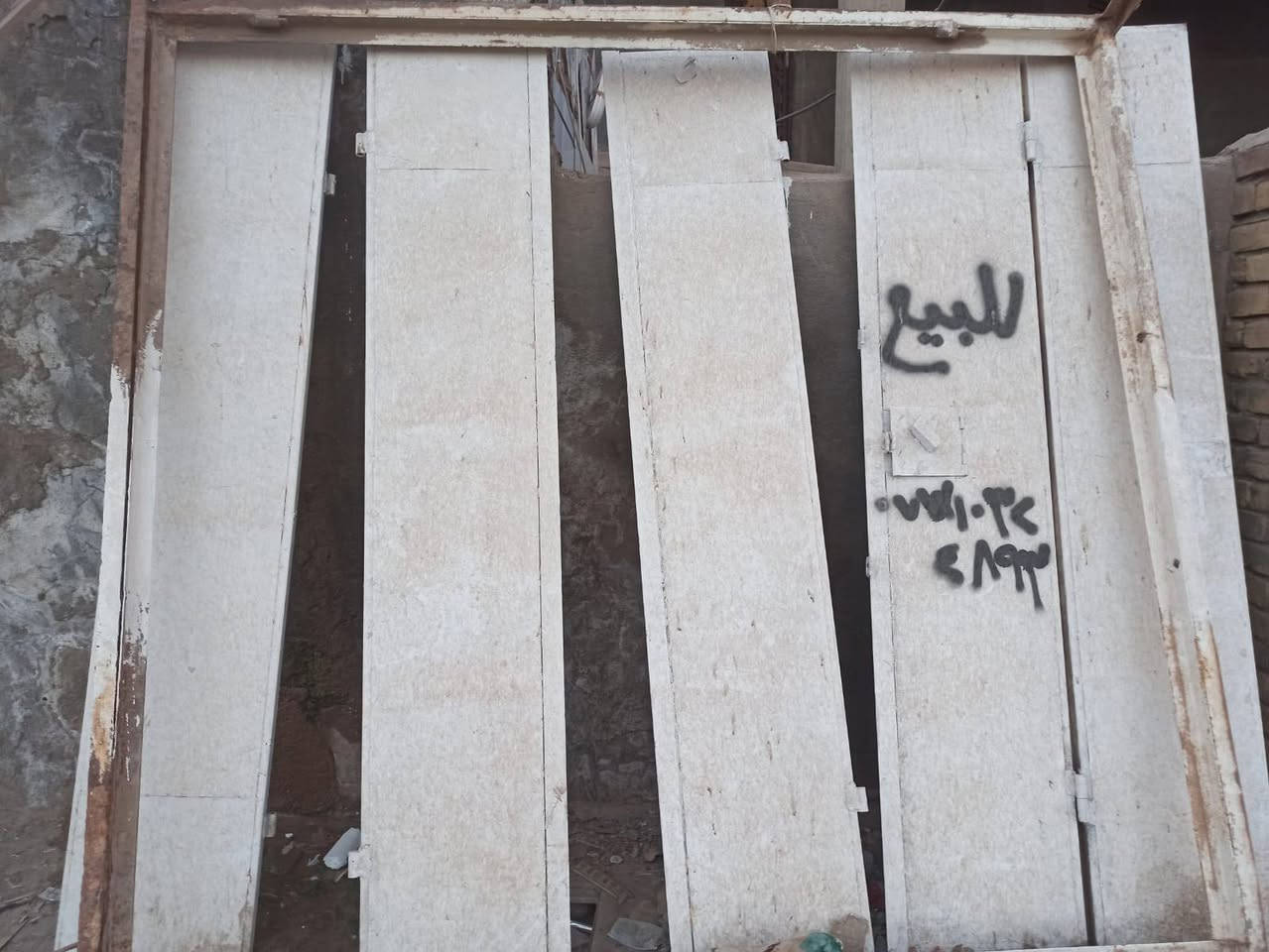 باب حديد • ثقيل • سعر خاص