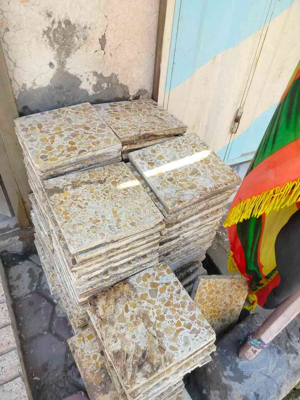 كاشي مستخدم نضيف
مكان ناصريه 

الاستفسار عل الرقم 
واتساب ***********
