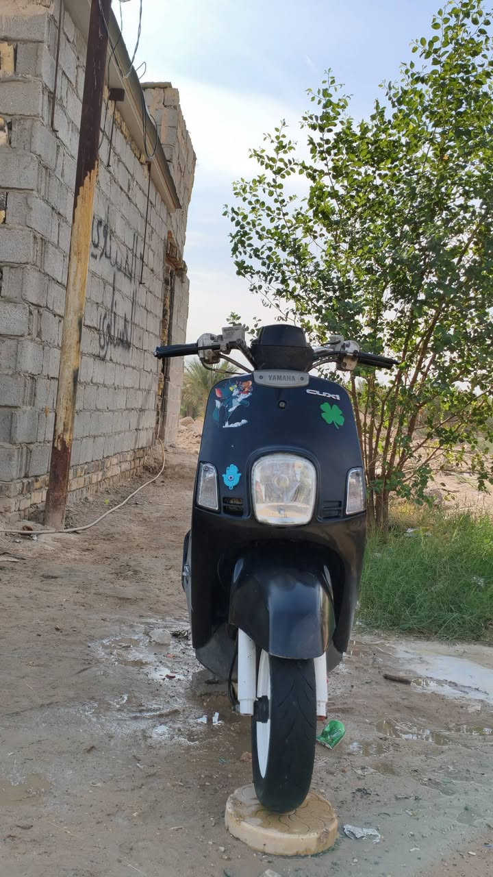 دراجه للبيع كلها ختم واحد حته المحرك  سعرها 850 وبيها مجال ***********
