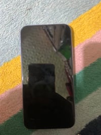 آيفون ١١ • ١٢٨ جيجا • بطارية ٨٨٪