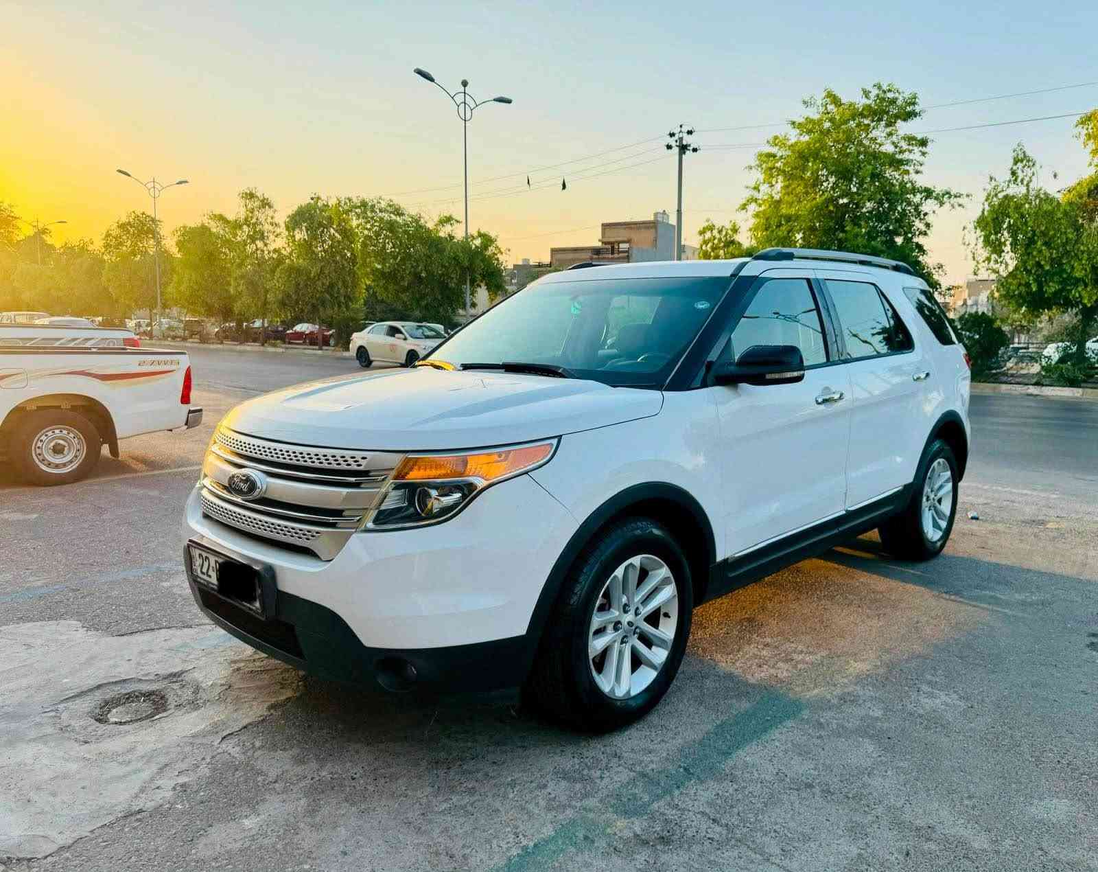 اكسبلورر XLT • ٢٠١٣ • ٧١٠٠٠ كم