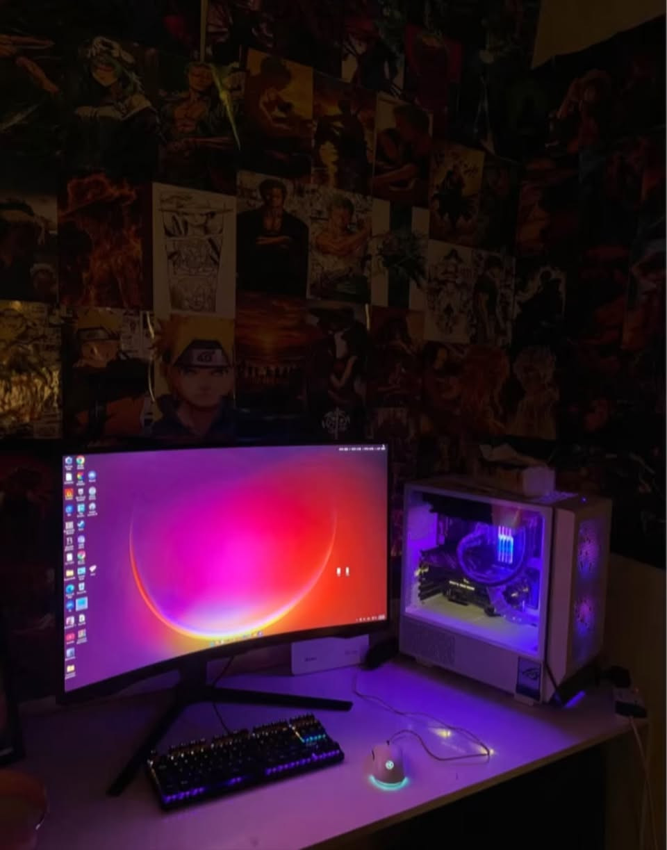 السلام عليكم 
شاشه سامسونق للبيع اخت الجديه 
2k 240 hz
Ips
ماعه الكرتون حجم ٣٢ 
مكاني بغداد للتوصل ***********
السعر ٤٥٠ وبيها مجال بسيط
