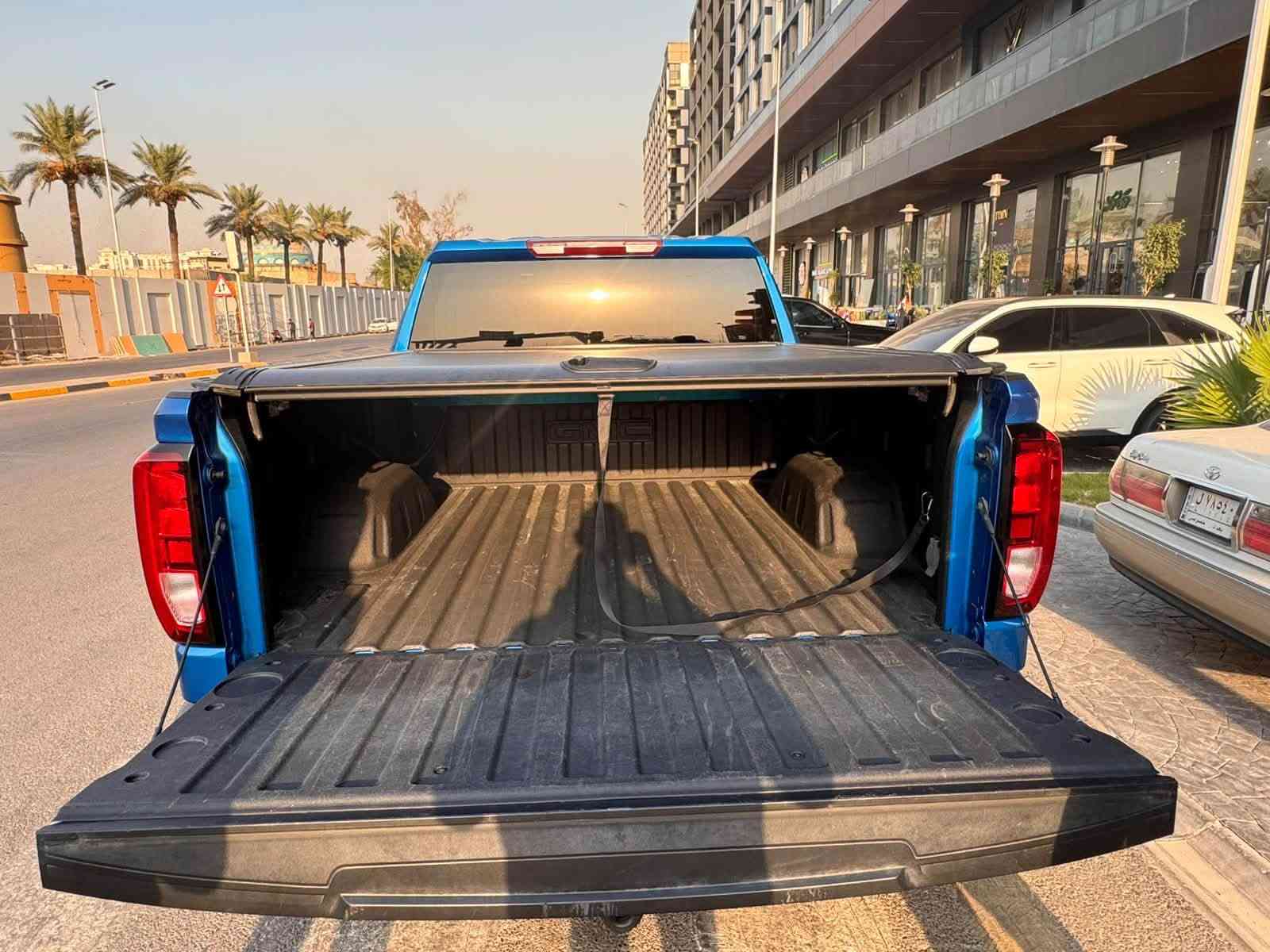 جمسي سيرا 2024 الفيشن
رقم اربيل مميز
لون ازرك مميز
محرك V8 5300
مواصفات
داخل شكل الجديد
شاشه كبيره
بصمه تشغيل
صمة ابواب
تشغيل عن بعد
باب طويل المرغوب
اوتو ستارت
شاحن واير ليس
لايت لد زنون
روجكتر زنون
شاشه كاميرا

الحادث مرفق ويه صور مكينه بلادي كبس مابيها اي دواخل 
صور الحادث بالمنشور

ماشية 53 الف كيلو 
السعر 380 قابل للتفاوض

***********
