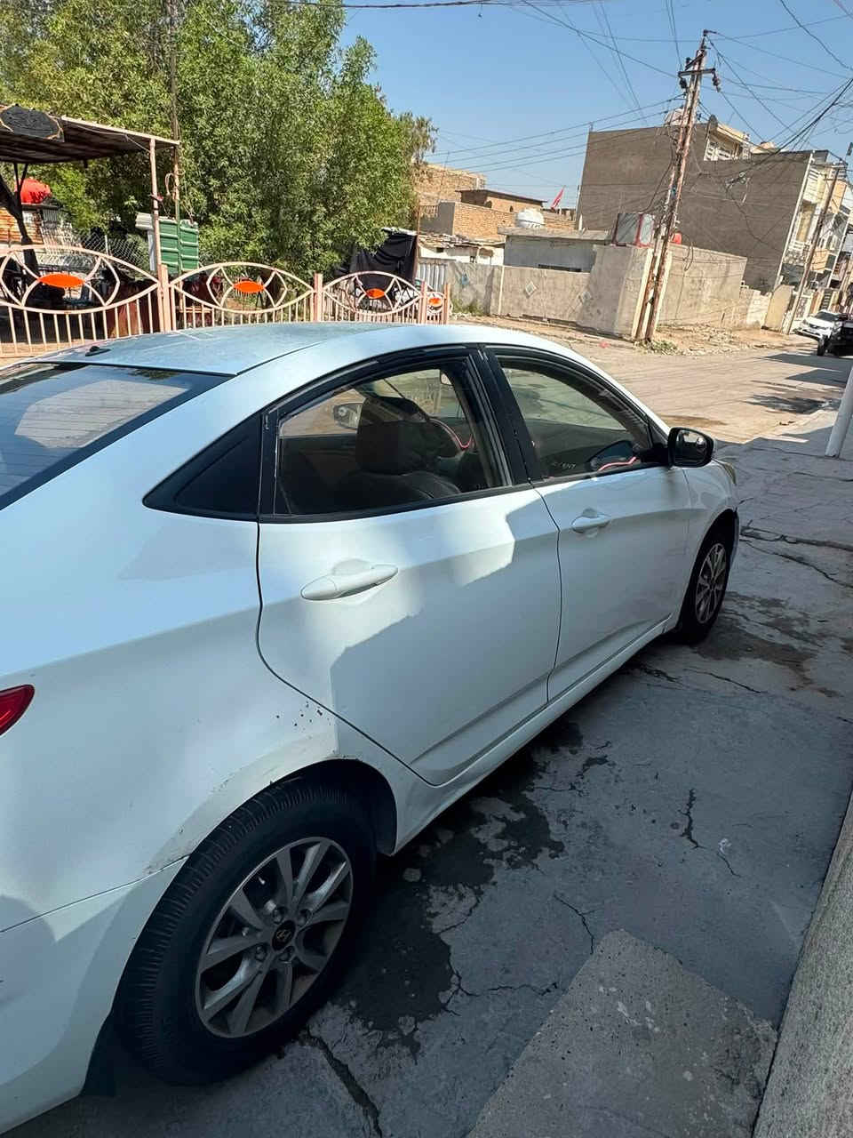 السلام عليكم اكسنت ١٤ خليجي مكفولة
البارد والخدوش موضحة بل منشور 

محرك ١٦٠٠ قطرتين 

محرك وكير خير من الله 

تبريد بي مشكلة عل اغلب غاز منقصة .

رقم بغداد الماني والسنوية ل ٢٨ .

ماشية ٢٠٠

السعر شدة
***********
