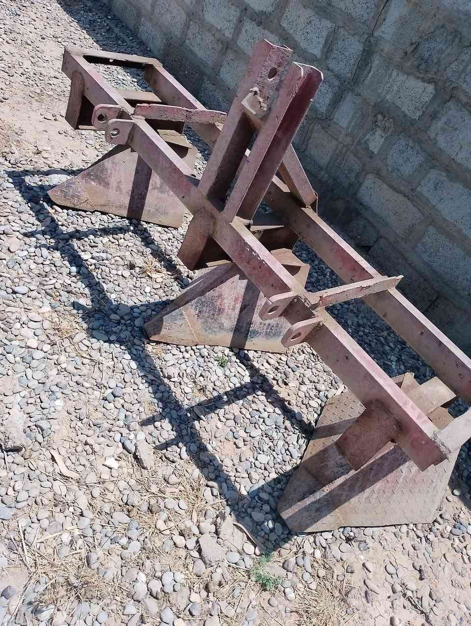 مرازة ام 3 للبيع مال باجلا .. وبصل  السعر 375 وبيها مجال.  ***********
