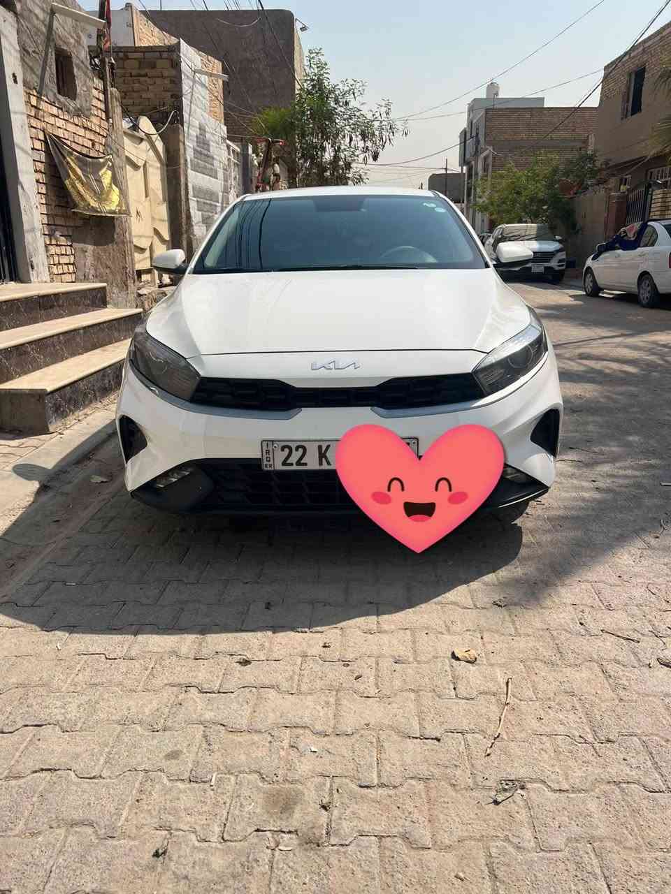 كيا سيراتو مديل 2024 سياره جديده ومكفوله بس بيه مكنات بارد ماشيه 80 السعر 162وبيه مجال قليل اتصل على رقم ***********
