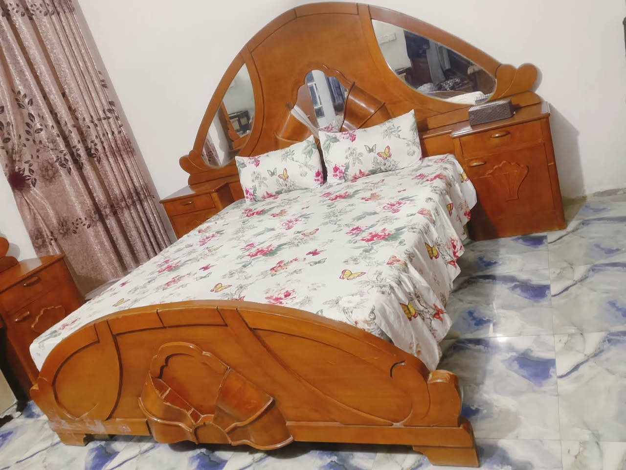 غرفه نوم البيع
