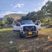 فورد ١ف ٣٥٠ للبيع.. بانزين ٨ بسم ٢٠١٢.باسمي مكان بغداد المحمودية... وا...