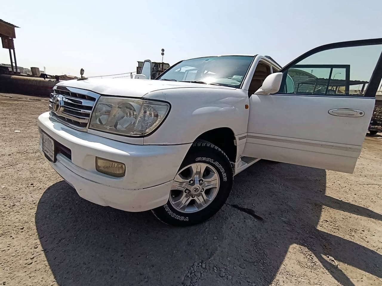 السلام عليكم ندكروز  2006VXR سياره مكفوله من ضربت شاصي بيه 3قطع صبغ سياره جاهزه على اخر حبايه دواخل جلد محرك كير حداديه كله جاهزه سنويه بسمي انتهاء 2028الرقم بصره الماني السعر 175
الرقم *********** V8
