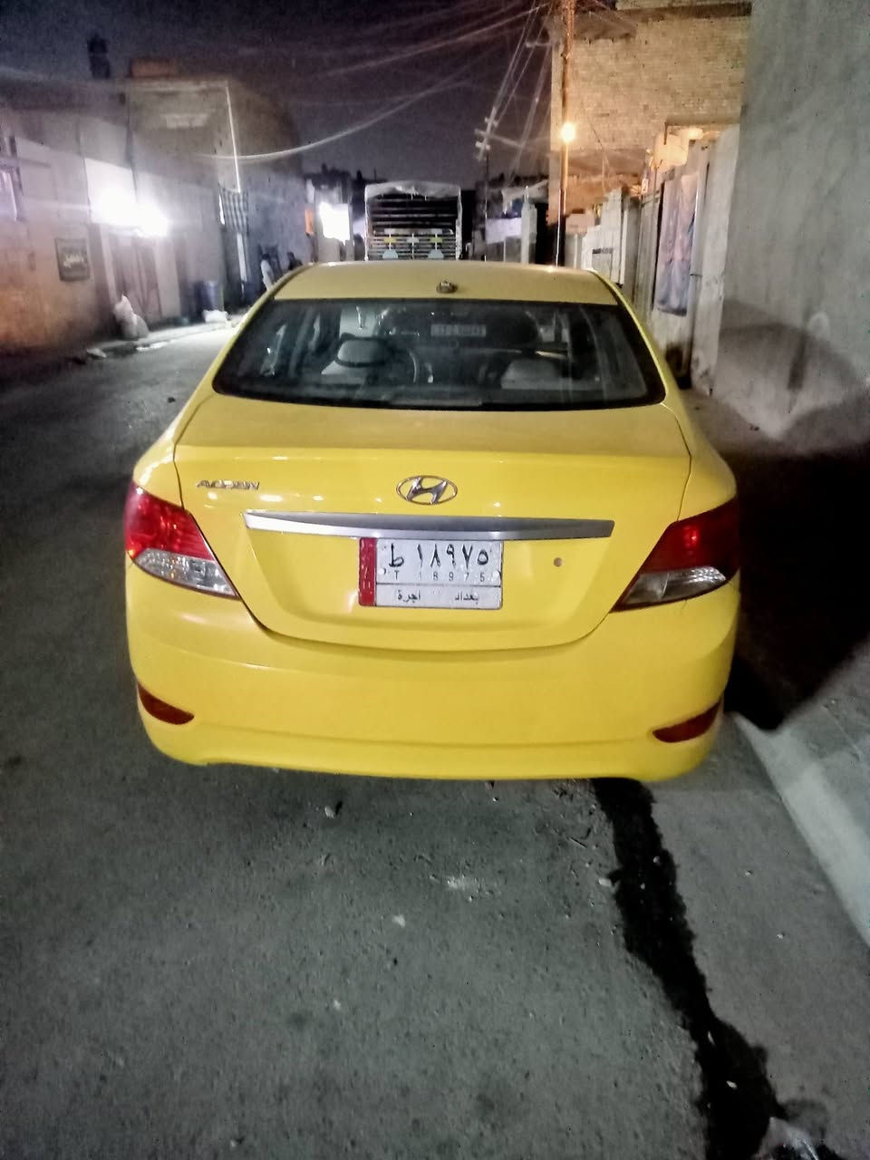اكسنت 14سياره مصبوغه عام  بيه ضاربه بل بنيد وجاملغ ومعمره عل بارد سياره جاهزه الشارع كبل تبريد واكف بيه قطعتين بدلات جاملغ وبنيد بدون دواخل تخم تاير سياره حلو جاهزة رقم الهاتف ***********العنوان بغداد العبيد  السعر 75وبيه مجال قليل حك الجيه
