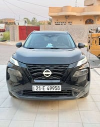 نيسان روج • بلاتينيوم بلاك • مشي ٦١ ألف
