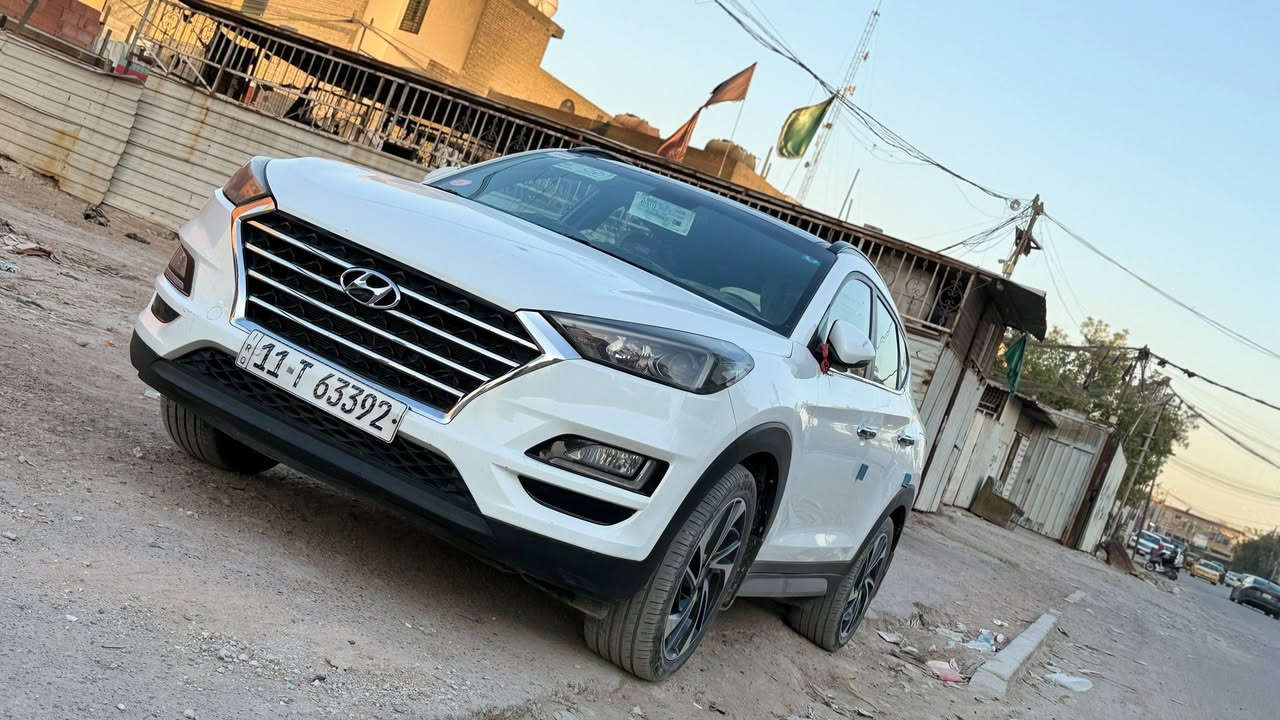 السلام عليكم
توسان موديل 2019 وارد خليجي فول للاخير 1/1 
للاستفسار ***********
السعر 175$
