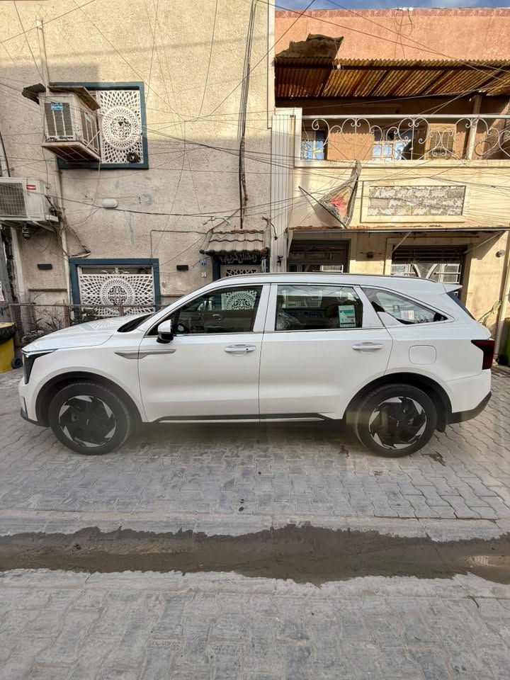 السلام عليكم 
سورنتو 24
مكينه 4 mpi
رقم اربيل باسمي
ماشيه 77 الف قابل للزياده
خليجي فول مواصفات
بانوراما
تبريد 3 قطع
7 راكب
تشغيل عن بعد 
بردات خلفيه
تبريد لمس
كير عصى
حساسات امامي خلفي
صور السونار مرفقه
السعر 243
مكاني بغداد الحريه
للتواصل ‭***********‬ يتوفر واتساب 
غير متواجد على الفيس
