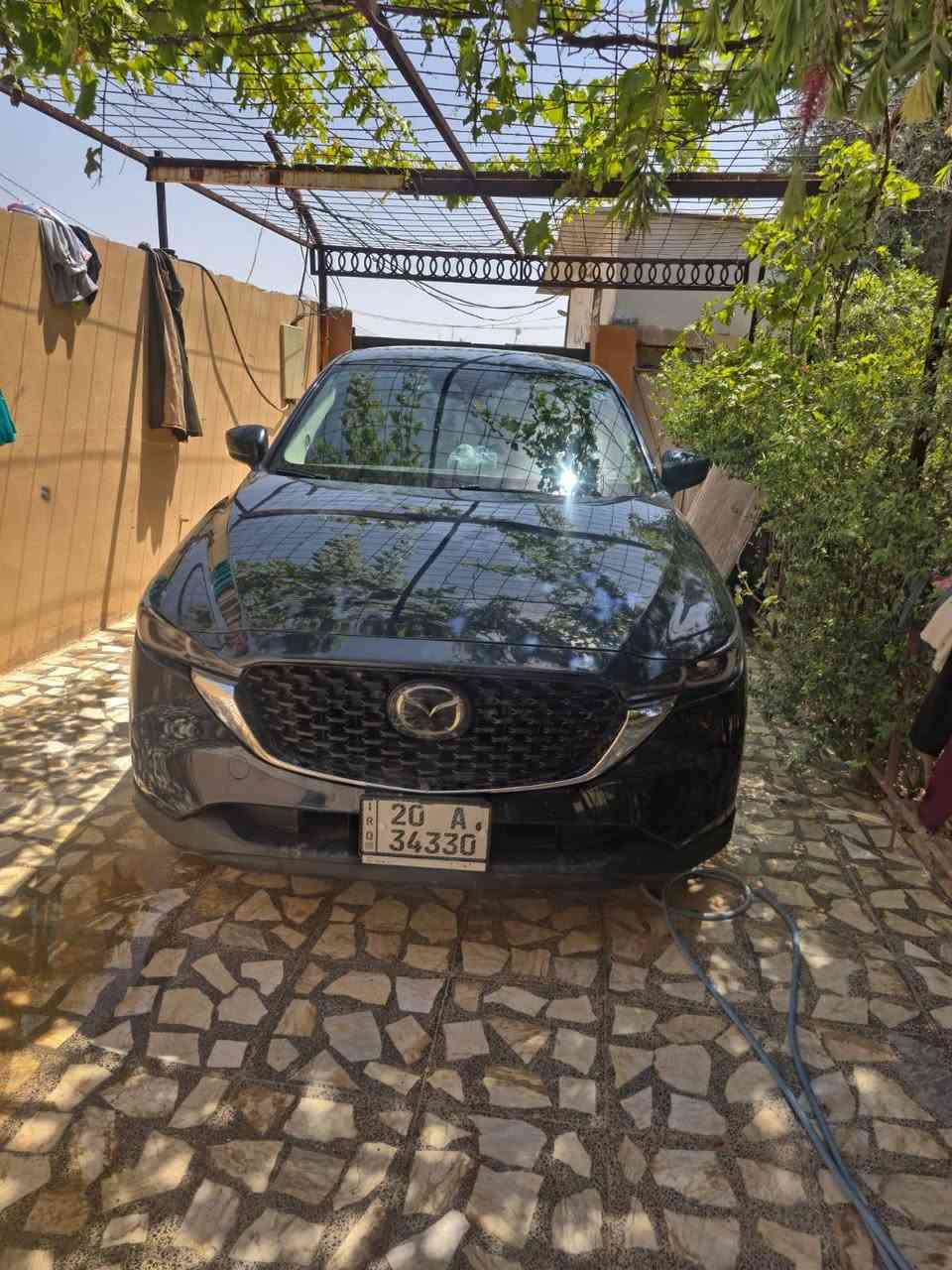 🚘 للبيع مازدا CX-5 فول مواصفات
🔹 الموديل: 2023
🔹 السعر: 165 مليون
🔹 الموقع: ديالى – بعقوبة – المفرق
🔹 المواصفات: محرك 2.5 لتر، دفع رباعي، ناقل حركة أوتوماتيك، فتحة سقف، مقاعد جلد، شاشة وسطية، كاميرا خلفية، حساسات أمامية وخلفية، تشغيل بصمة، دخول ذكي، تحكم بالمقود، مثبت سرعة، تكييف أوتوماتيك، إضاءة LED، جنوط ألمنيوم، أنظمة أمان متطورة.
🔹 للاستفسار والاتصال: *********** 📞

✨ سيارة نظيفة وفول مواصفات، الضرار في الصوره

نص مكتوب في الصور:
- Mazda C...
- bidfax.info
- 99937 - 04/15/2024 - IAA Inc.
- 199937 - 04/15/2024 - IAA Inc.