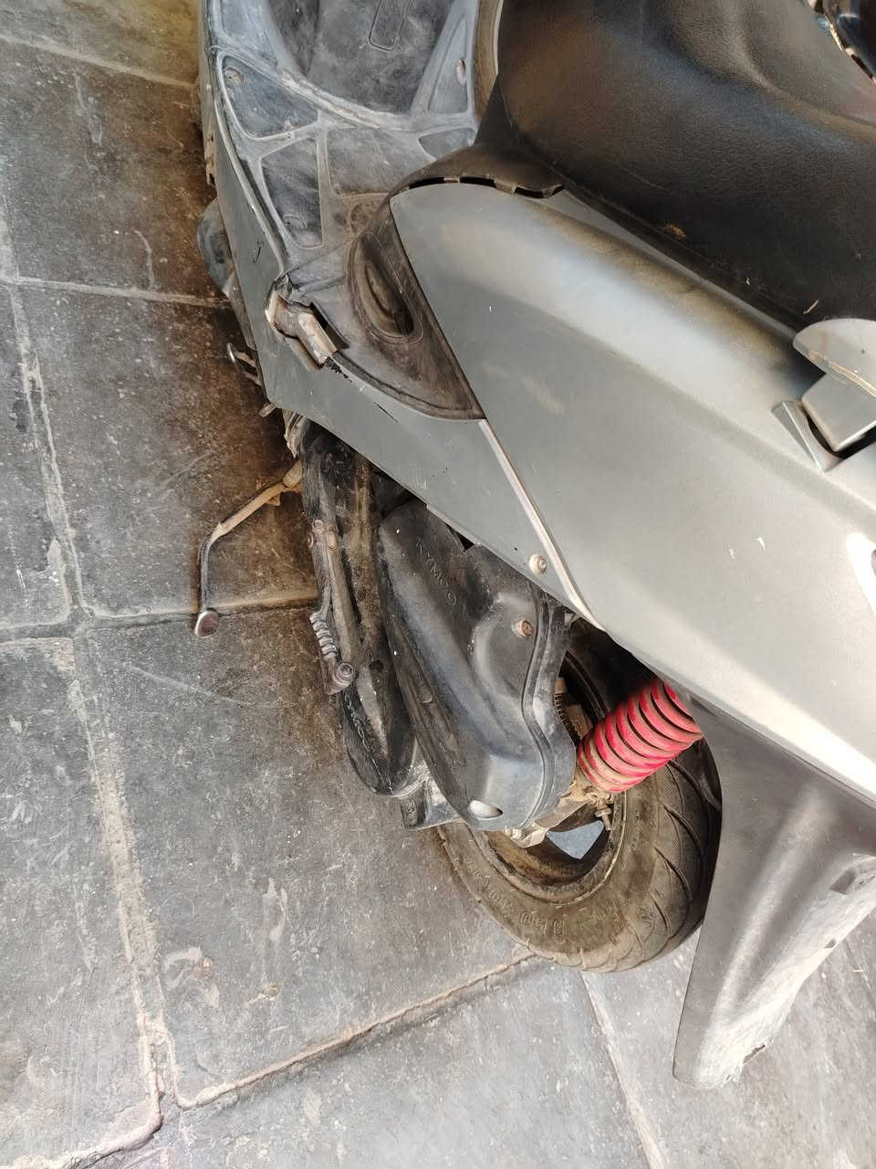 سلام عليكم دراجه جيفور للبيع شغاله سلف وهندر داجه كل نقص مابيه مكينه مجفته مره وحده سعره ٣٥٠ مكاني ناصريه إسكان صناعي وهذه رقمي ***********
