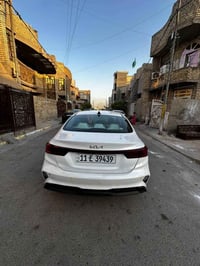 كيا فورتي موديل 2024  رقم بغداد باسمي ترقيم جديد مكينه دوش 2000 كير  a...
