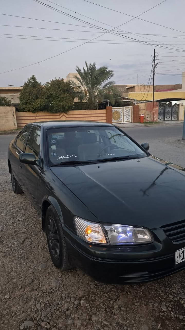 السلام عليكم
كامري امريكي موديل 1999 
صبغ عام جماليه
السياره بيها جاملغ ايسر الخلفي فقط الباقي كفالة عامه 
 كير محرك كفاله 
تبريد فول 
تخم تاير 
صدر جديد 
رقم بغداد دولي 
تحويل ثاني يوم
 محرك 4 سلندر ابو الكف
المكان صلاح الدين الضلوعيه 
السعر 73 وبيه مجال 
للتواصل ***********
***********

