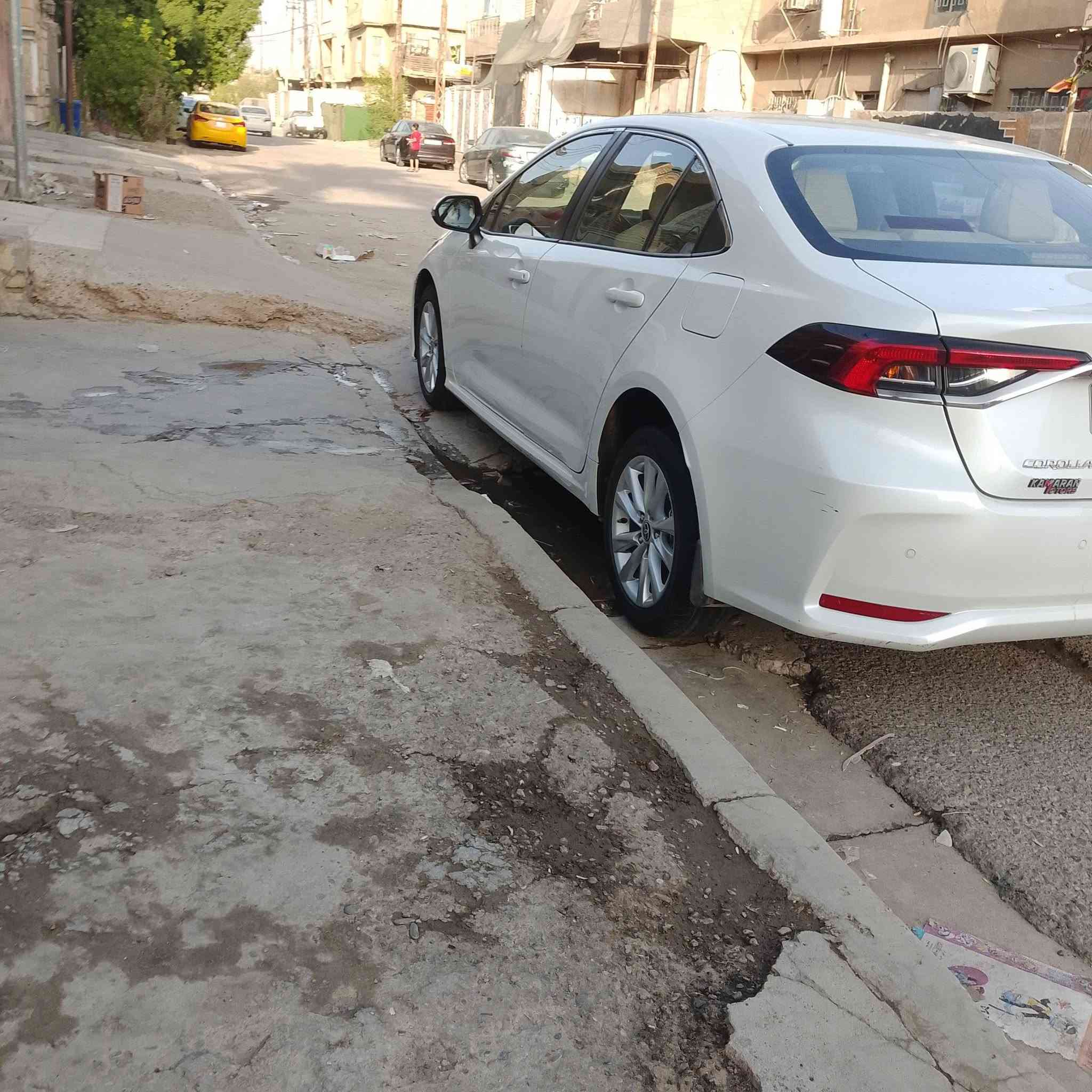 السلام عليكم 
شباب كورلا ساز خليجي موديل23
رقم شمالي سليمانيه
بيه صبغ جاملغ وبنيد شاصي الغد مكفول 
سعر 143 عنواني بغداد البياع 
هاتف ***********
