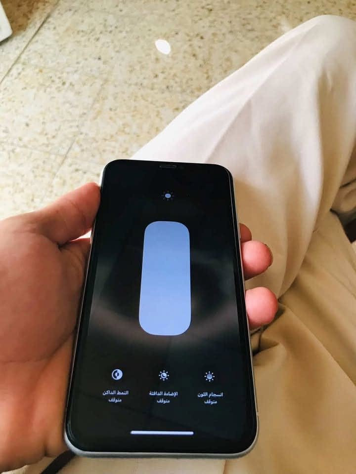 السلام عليكم ايفون XR  مبدل فقط بطاريه والشاشه فقط مكبوسه الباقي كله شغال شرط صوت كامره شريحة شحن قطاره النظافة فول گدام العين شرط شخط مابي  ذاكرة 64 (الجهاز مدفوع بي 140 اقل ما ابيع الجهاز تحفه) مكاني الموصل الايسر واتساب ***********
