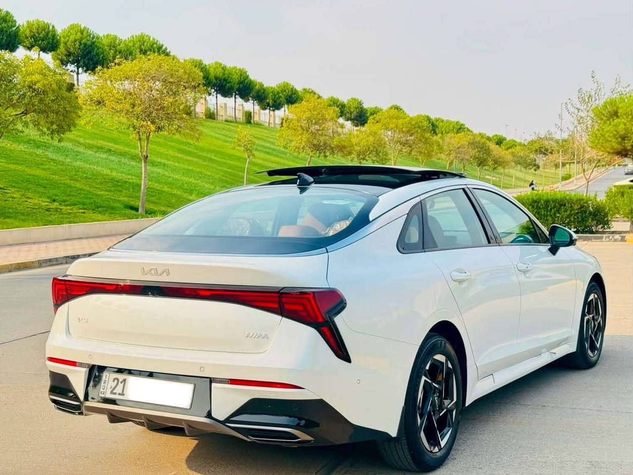 كيا K5 خليجي 2025 شركة NIM ضمان (5) سنوات 
عنوان:.السليمانية 
محرك:.2500
ماشي:.15,000KM
رقم صاحب سيارة:. ***********

فول فول مواصفات 1/1

مواصفات :.

بانوراما 
بصمة
خمس كاميرات دوارة 
شغال (تشغيل عن بعد)
شاشة حجم كبير 
شاشة الكترونية 
كشن جلد 
كشنين كهرباء (سائق و سكن)
كشن خزن 
كشن تتفية و تبريد (حار و بارد)
داخل مشمشي 
مري شفط 
ويل كروم
ليد أمامي و خلفي 
حساس أمامي و خلفي 
تبريد قطعتين 
صندوك شفط 
درايف مود 
تحكم و تعديل سرعة
اتو هولد 

تحويل وكالة نفس اليوم 
رقم و سنوية جديد 
رقم السليمانية دولي

عنوان السليمانية 
رقم صاحب السيارة:.***********

أنا مكلف بس بلنشر
