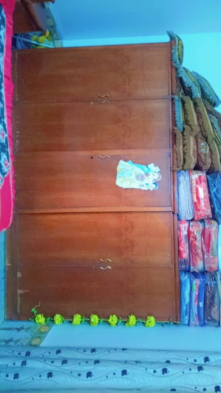 مكلف بالنشر غرفه للبيع
٣٠٠ الف او بيها مجال للاستفار الاتصال *********** وات ساب متوفر
