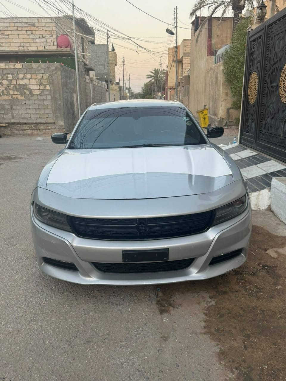 السلام عليكم للبيع🩶🧿
جارجر موديل 2020 اصل فئة sxt  وارد امريكي حادث 3 قطع  بيها  ماشية 89  الف  فول مواصفات عدة الفتحة  كشنات جلد تشغيل عن بعد  قطعتين  تبريد ويل كب نجمة حجم 20 محرك 6 سلندر 3600  رقمهة بغداد دولي الرقم الجديد تحويل مباشر  سعر السيارة 170 وبيها مجال للشراي مكان السيارة كربلاء ***********
***********
