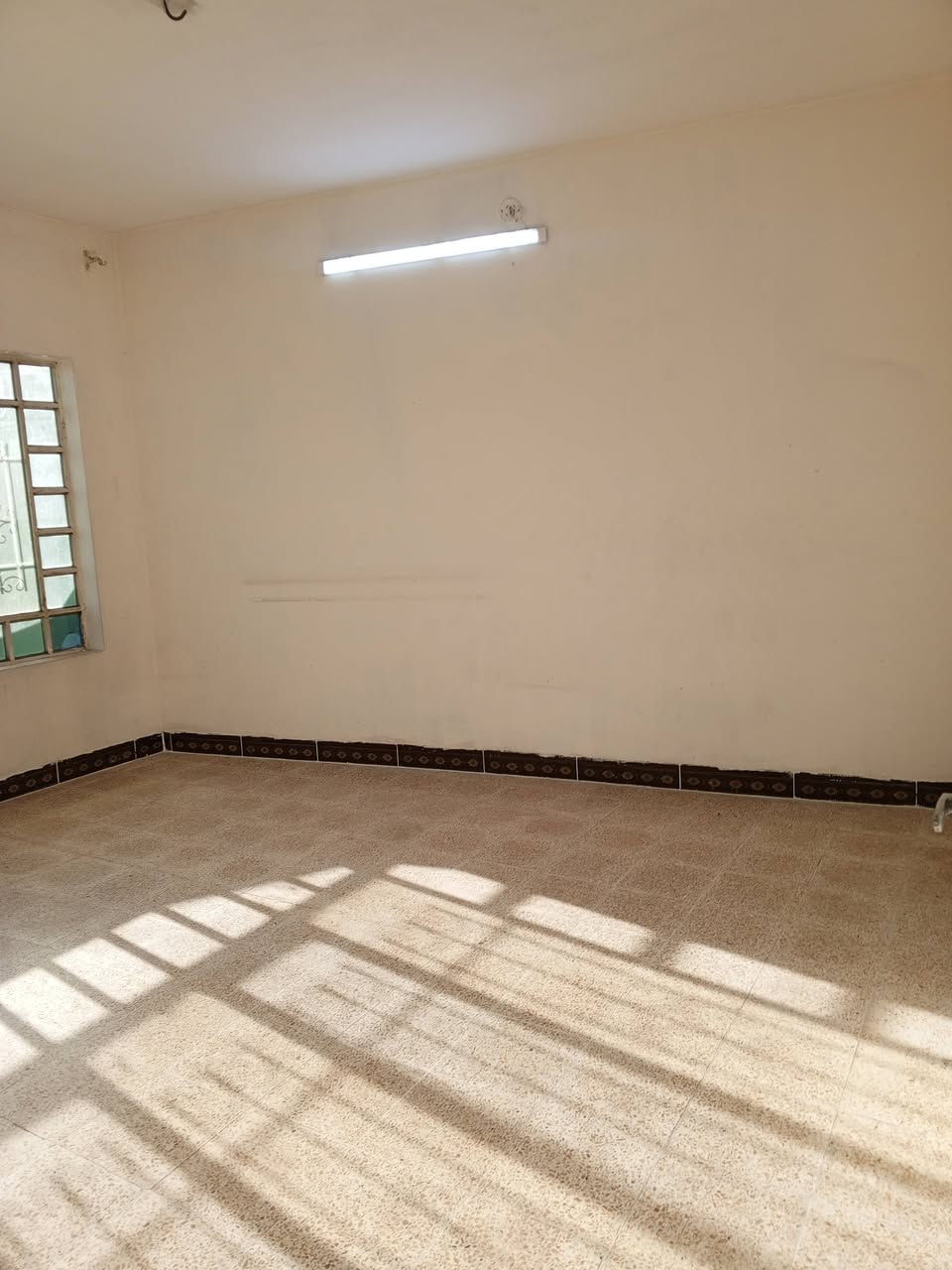 حي الميثاق • ١٥٠م • غرفتين