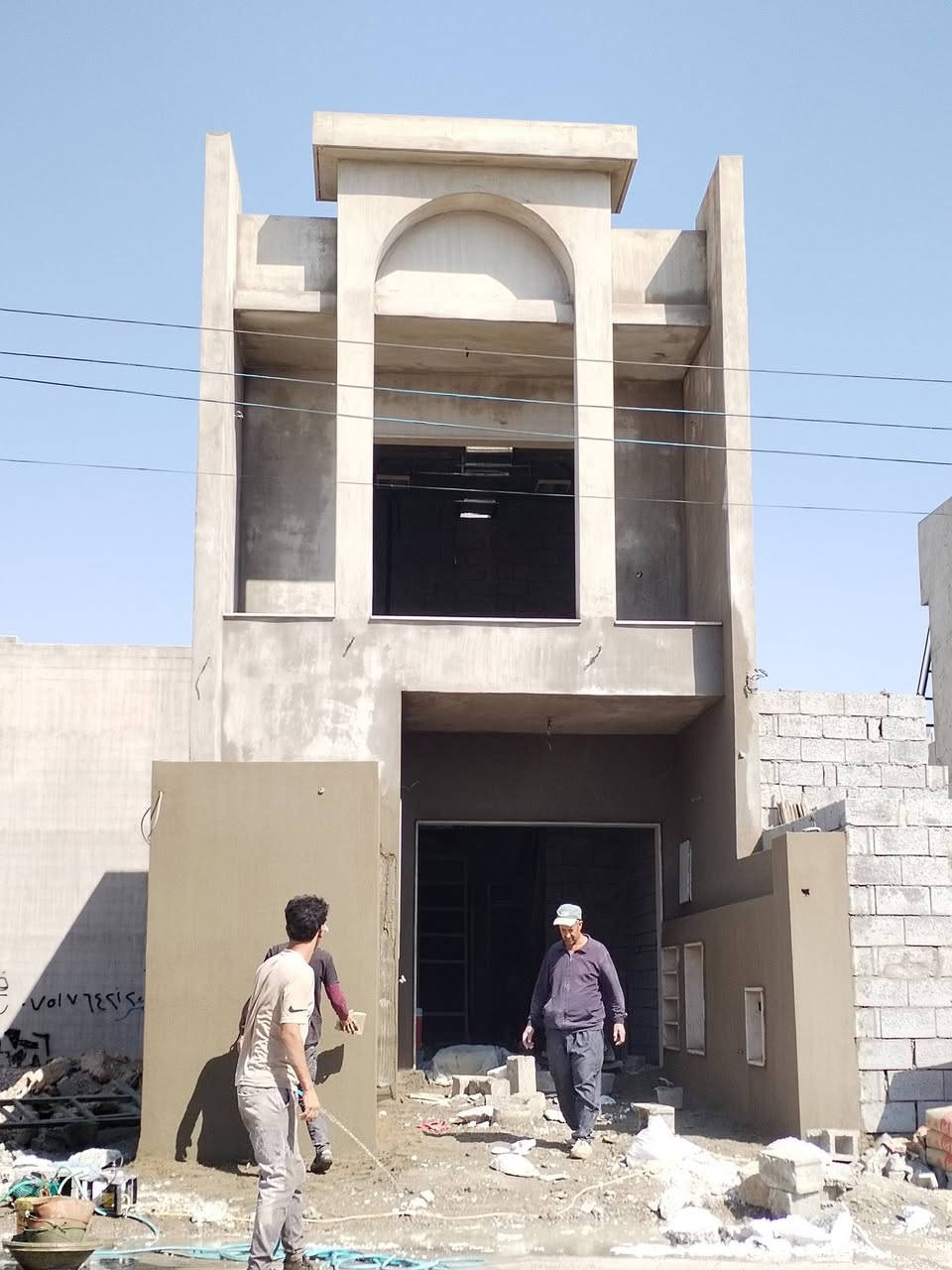 السلام عليكم ورحمة الله وبركاته يوجد كادر لبخ شغل شرط الهندسه الستفسار عن هاذا الرقم ***********
