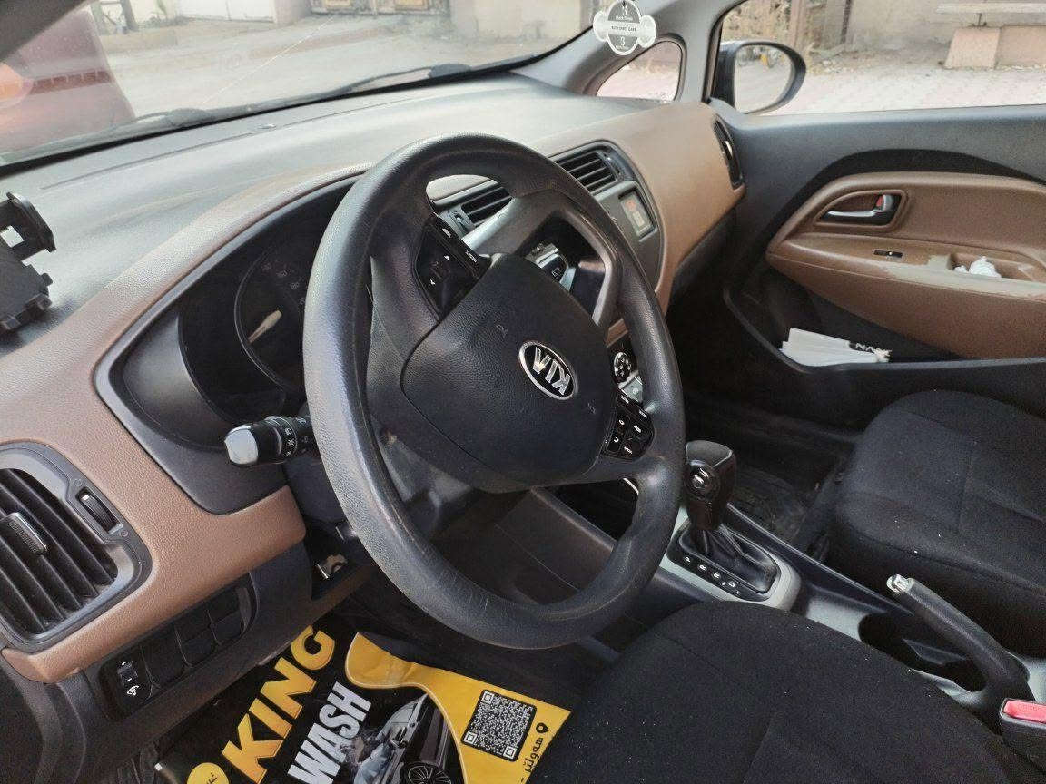 🚗+كيا+ريو+2013+(هاتشباك+-+خليجي)+للبيع+في+أربيل+🚗

*+النوع:+كيا+ريو+(هاتشباك)

*+المواصفات:+وارد+خليجي

*+الموديل:+2013

*+الممشى:+224+ألف+كيلومتر

*+المحرك:+1400+سي+سي،+كير+ومحرك+مكفولين+وبحالة+ممتازة

*+الإطارات:+جديدة+

*+الصبغ:+تحتوي+على+قطعتين+صبغ+فقط

*+الأوراق+والسنوية:+السنوية+جديدة،+الفحص+والهزة+جديد،+السيارة+باسمي+وجاهزة+للتحويل+مباشرة

*+الفحص+العام:+السونار+والفحص+العام+موجود+وجديد

*+السعر:+72ورقة+(+قفل)+

للبيع+المستعجل

📞+للتواصل+والاستفسار:+*********** أربيل, العراق
