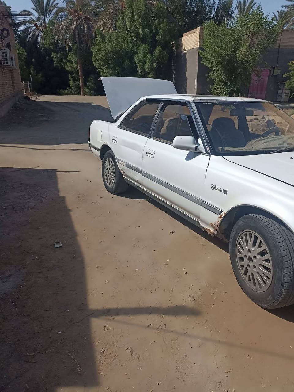 مارك مسطرة للبيع 
رقم انبار ألماني 
سنوية ساقطه 
مكان السيارة ناصرية سوق الشيوخ 
مكينه شغاله وزينه بيها عطل بالگير 
تمشي بس عالواحد مايبدل ثاني 
تبريد شغال 
حدادية وسط 
السعر 18 وبيها مجال 
التواصل 
***********
واتساب موجود
