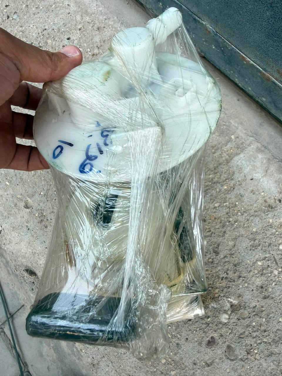 سلام عليكم تحكم تبريد اكسنت 2013 خليجي وعبوه بنزين بدون فيت بمب اكسنت للبيع سعرهن 150 الف 
مكاني الدوره 
***********
