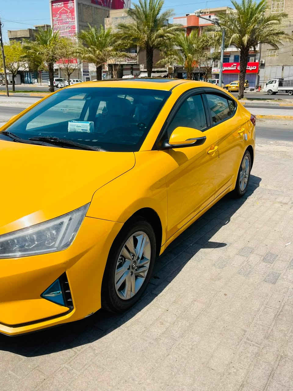 سلام عليكم النترا للبيع موديل 2020فول مواصفات رقمها إنكليزي بغداد وارد أمريكي سياره نضيفه كلش حادثها جاملغ خلفي وسياره منضومه غاز جديد رقمي للتواصل ***********
