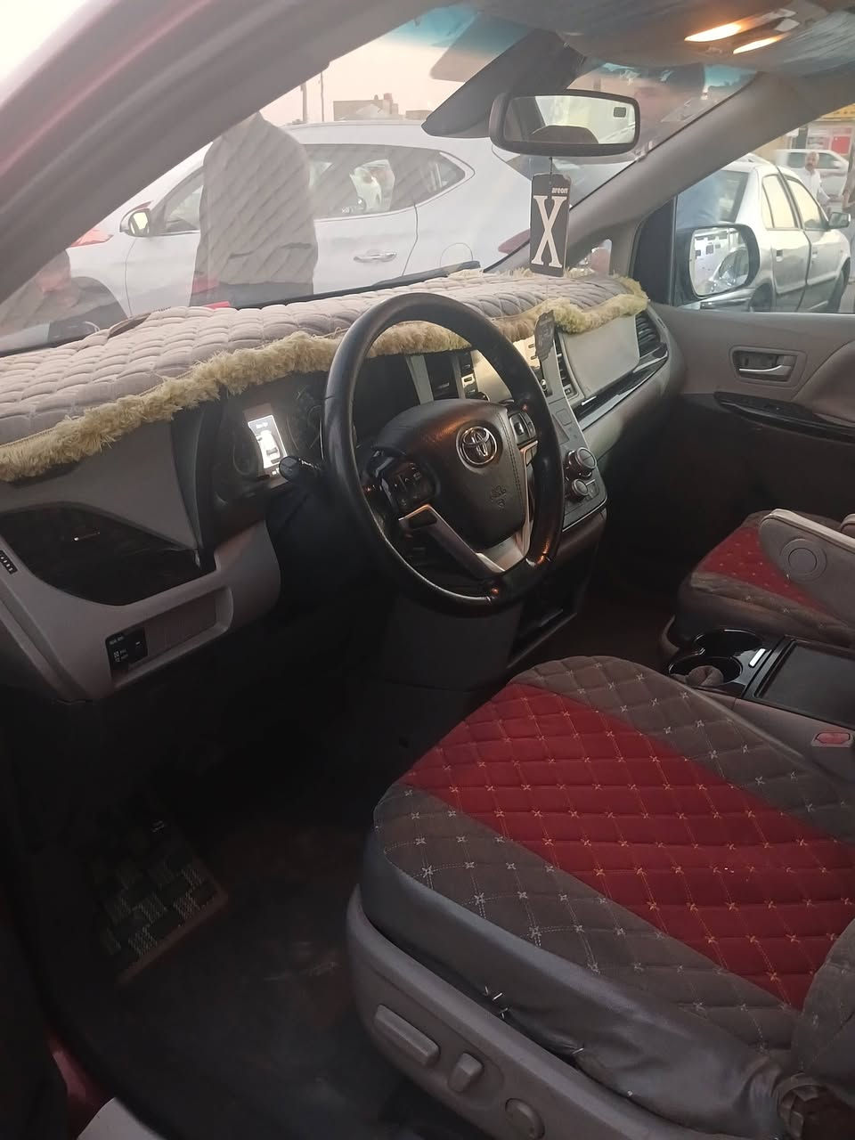 سينا رقم مثني ثلاث قطع وقبق الجنطه مبدل رقم دولي بسمي للبيع 165وبيها مجال ***********
