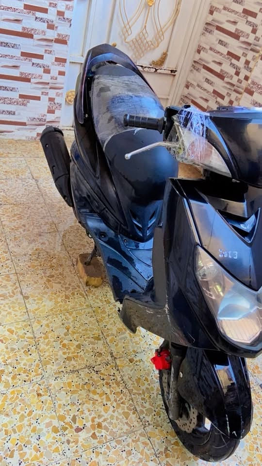 سلام عليكم دراجه سكنس فحل للبيع نضيفه كلش مكينه ما مفتوحه بلادي عوزه بس ترايش سعر 800 وبيهه مجال مو شراي لا تعبني مكاني بغداد مدينه صدر واتساب ***********

