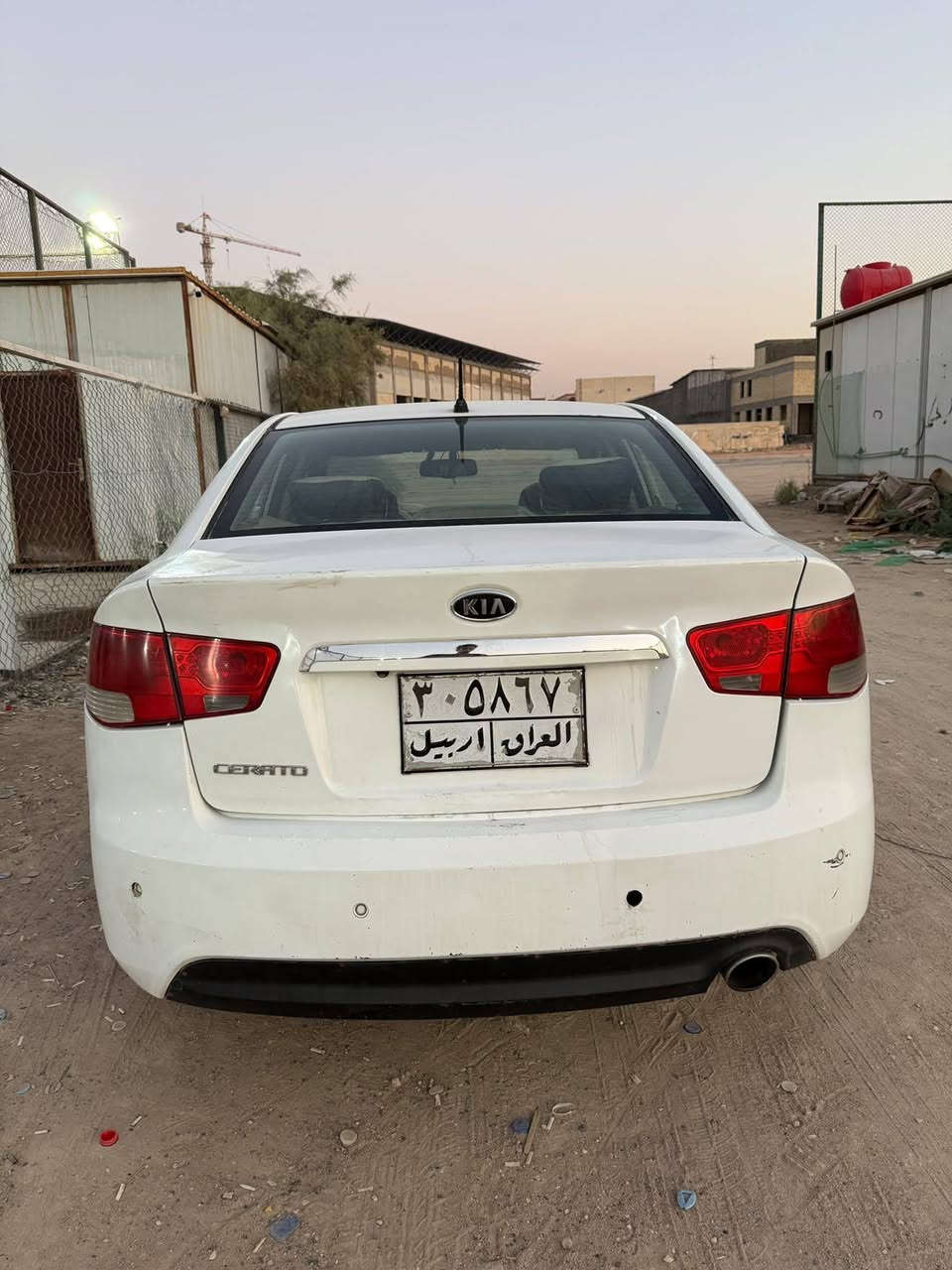 سيراتو موديل 2013 خليجي فول مواصفات للاخير السياره بيها قطعتين نفس ما موضح بالسونار والباب الخلفي تبديل بلادي

السياره ماشيه 350 الف تقريبا
مكينه جديده صدر حداديه جديد 4️⃣تايرات جدد
فول مواصفات من فتحه قماره وبصمه تشغيل وابواب وحساسات خلفيه
السعر 82 ومجال بسيط
المكان النجف وهذا الرقم للتواصل *********** (رجائا اقره المنشور زين قبل لتتصل وتحياتي)
