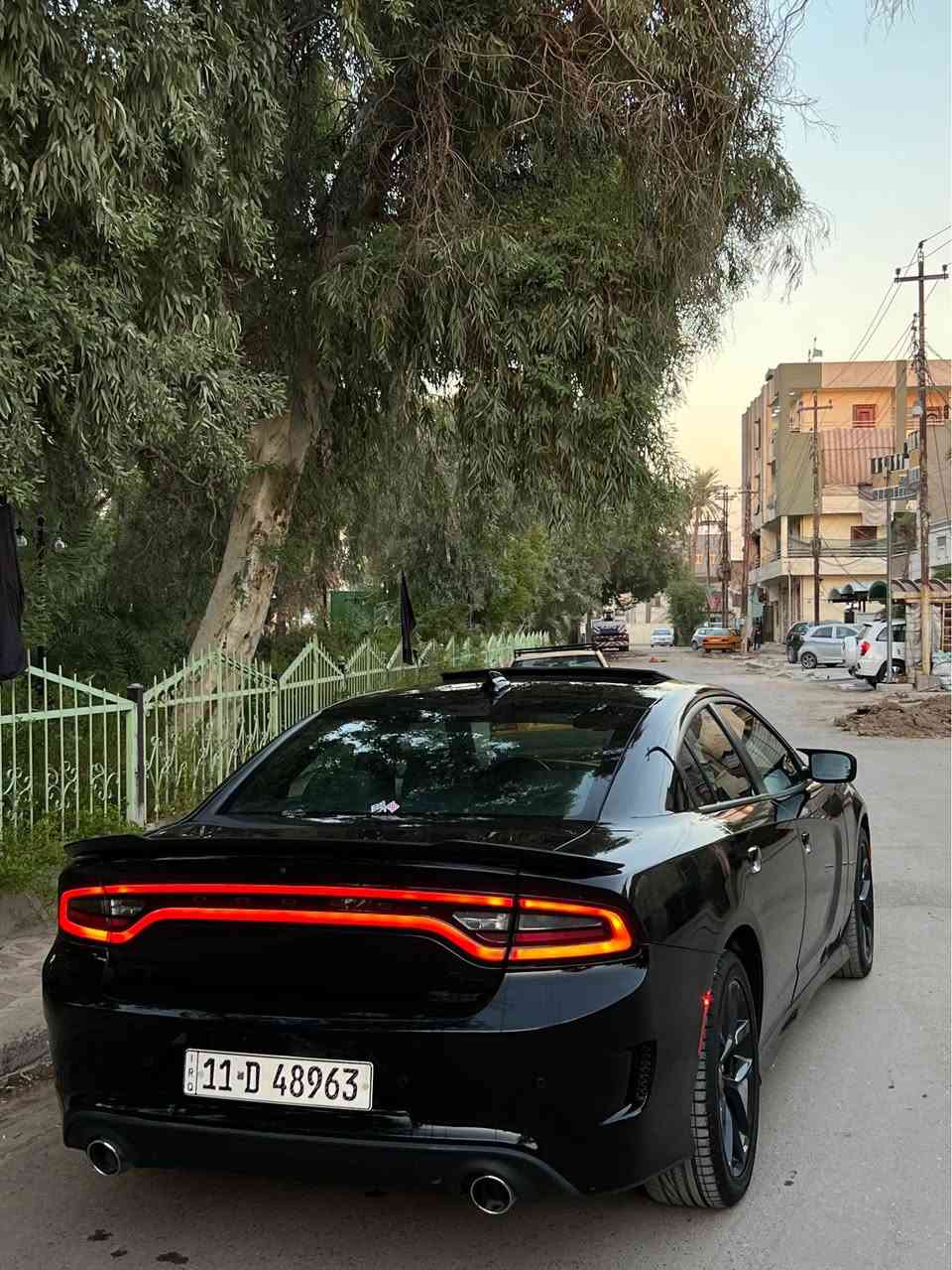 جارجر 2023 RT 
فول مواصفات فتحه كشنات كنتاره تدفئه تبريد 
حادث كما موضح بصور جاملغ وباب وبيها بارد يم السلايت ماشية 6 الف فقط سياره جديده
 رقم بغداد باسمي السعر 220 بيها مجال
مكاني بغداد جديده الامين *********** بغداد, العراق
