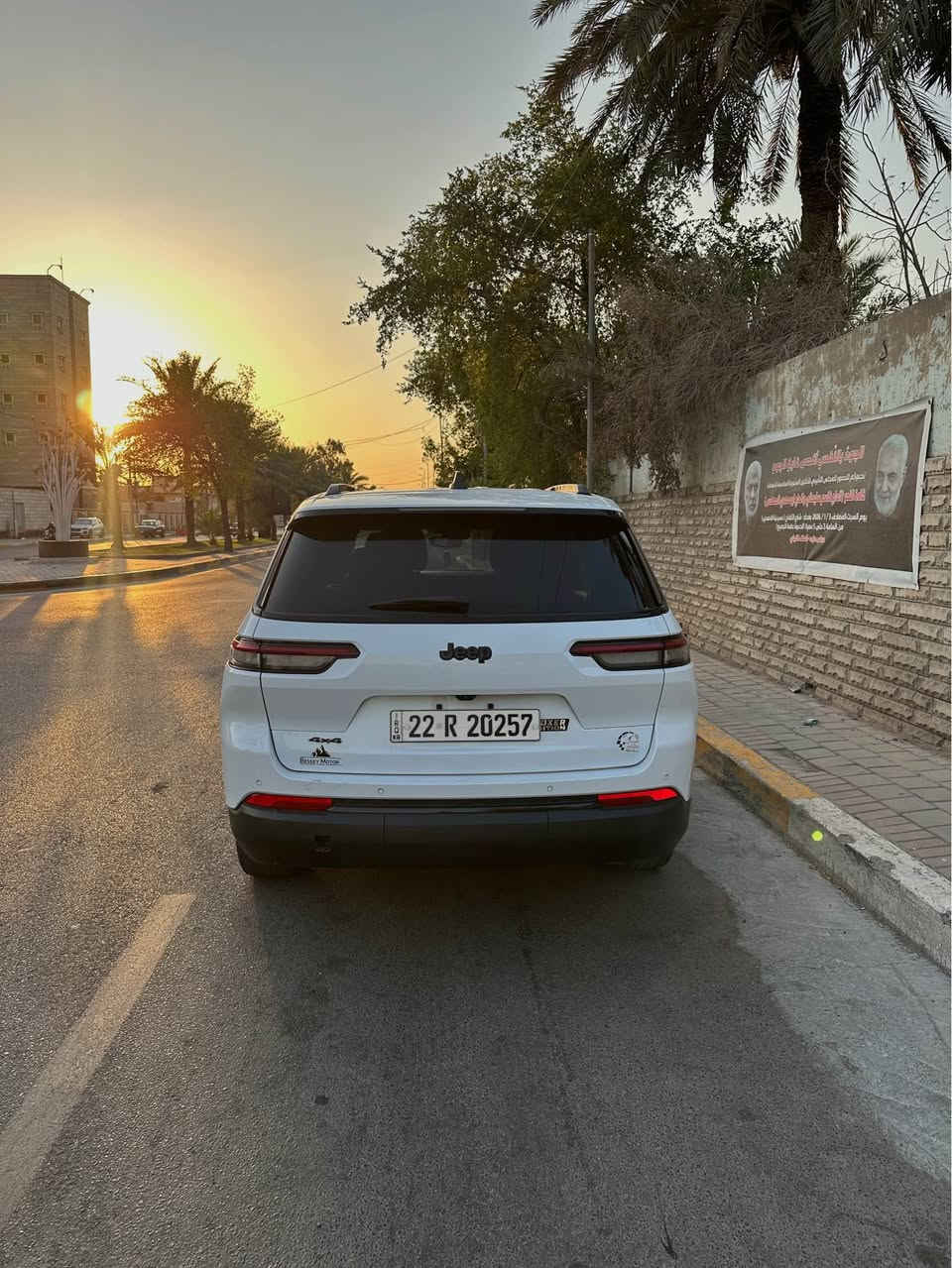 رقم شاصي 1C4RJKAG4P8873791
جيب جراند شيروكي ليميتد 2023
7 راكب VIP
محرك V6 سعة 3.6 لتر
ماشية93 ألف كيلومتر
السيارة قطعة تبديل و 4 قطع كلير
رقم اربيل باسمي
تشغيل بصمة
دفع رباعي
رادار أمامي وخلفي
مانع تصادم
تحديد المسار
نظام الرؤية الليلية
حساسات خلفية
مصابيح زينون + LED
بك لايت LED
ويل كب قياس 20
حساسات ضغط الإطارات
النقطة العمياء
كير ماوس
هاند بريك كهربائي
شاشة Apple CarPlay

‎إنارة داخلية LED
مقاعد جلد ومخمل
شفتات مقود
مثبت سرعة Cruise
مودات قيادة وأوامر صوتية
شاحن هاتف لاسلكي
منفذ طاقة
فحص نظام السيارة
المقاعد الأمامية كهربائية
تدفئة المقاعد
4 قطع تبريد
نظام مانع الانزلاق
حاملات أكواب
تدفئة المقود

مكاني: بغداد
رقم:*********** Colombo, Sri Lanka
