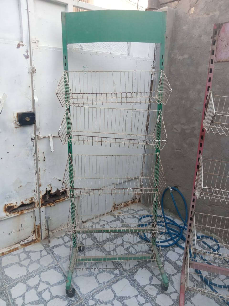 اغراض محل للبيع واسعار مناسبة الشراي يتصل على هذا الرقم ***********
