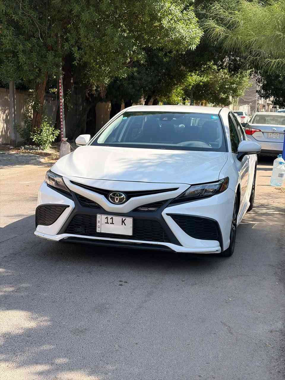 السلام عليكم 
للبيع كامري موديل 2024 SEلون ابيض رقم بغداد
المواصفات
كشن كهرباء  كشنات جلد رادار امامي شفتات ستيرن كامرة وشاشة 
السيارة حادث سطحي صبغ اربع قطع شغل مرتب والجاملغ الخلفي بارد بدون دواخل
ايرباك بردة 
السيارة كاملة اي نقص ما بيهة
ماشية :٤٧.٠٠٠ ميل
السعر : 185 
للاستفسار 
***********
