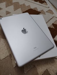 آيباد 9 • ٦٤ • مكفول