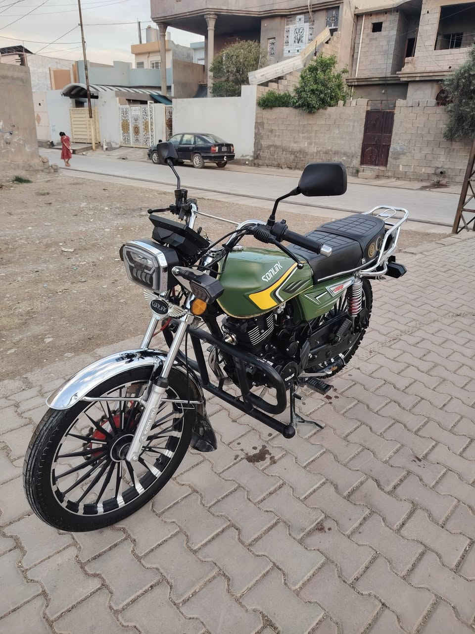 س ع ماطور خمسه كير سلف سونيك الأصلي باب اول نضيف كلش محرك كير كهربائيات دشبول إلكتروني كامل شغال مابي اي نقص جاهزه الدرجه موديل 25.  محرك 200✈️✈️ مستعمل شهر اخو صفر الشراي يجي خاص رقم موبايل *********** المو شراي لا يكسر بل سعر الدراجه كله وضع بلاد مال شركه السعر 950 بي مجال
