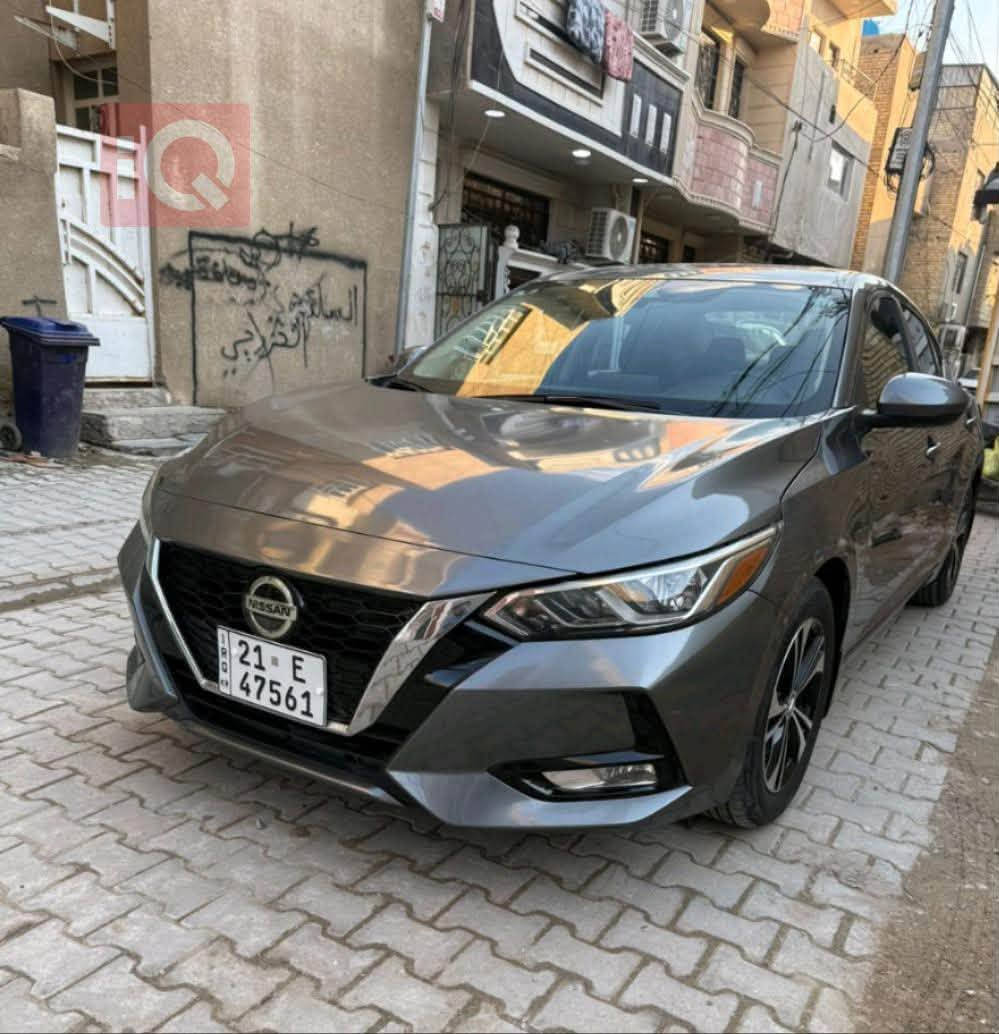 نيسان سينترا SV مواصفات كشن حار وستيرن رادار امامي خلفي تحديد سرعة صبغ قطعه وحدة بنيد وبارد حافة باب وجاملغ سعر ١٣٠$ رقم ***********

