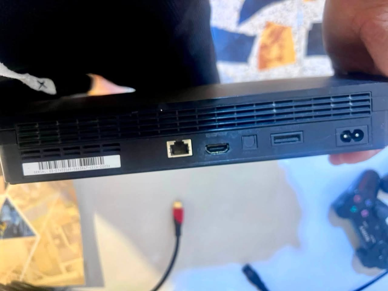 Ps3 مهكر
جهاز نظف كلش مرتبة على اخر حباية لوك ستيكر
ملحقات :-
2 جوستك ( يدات اثنين )
هارد 500 GB
كيبل HD اصلي
كيبل شحن اصلي 
+ تكدر تربط بي نت WiFi

السعر 150 الف ( مئة وخمسون الف دينار لا غير )
*********** واتساب + اتصال
