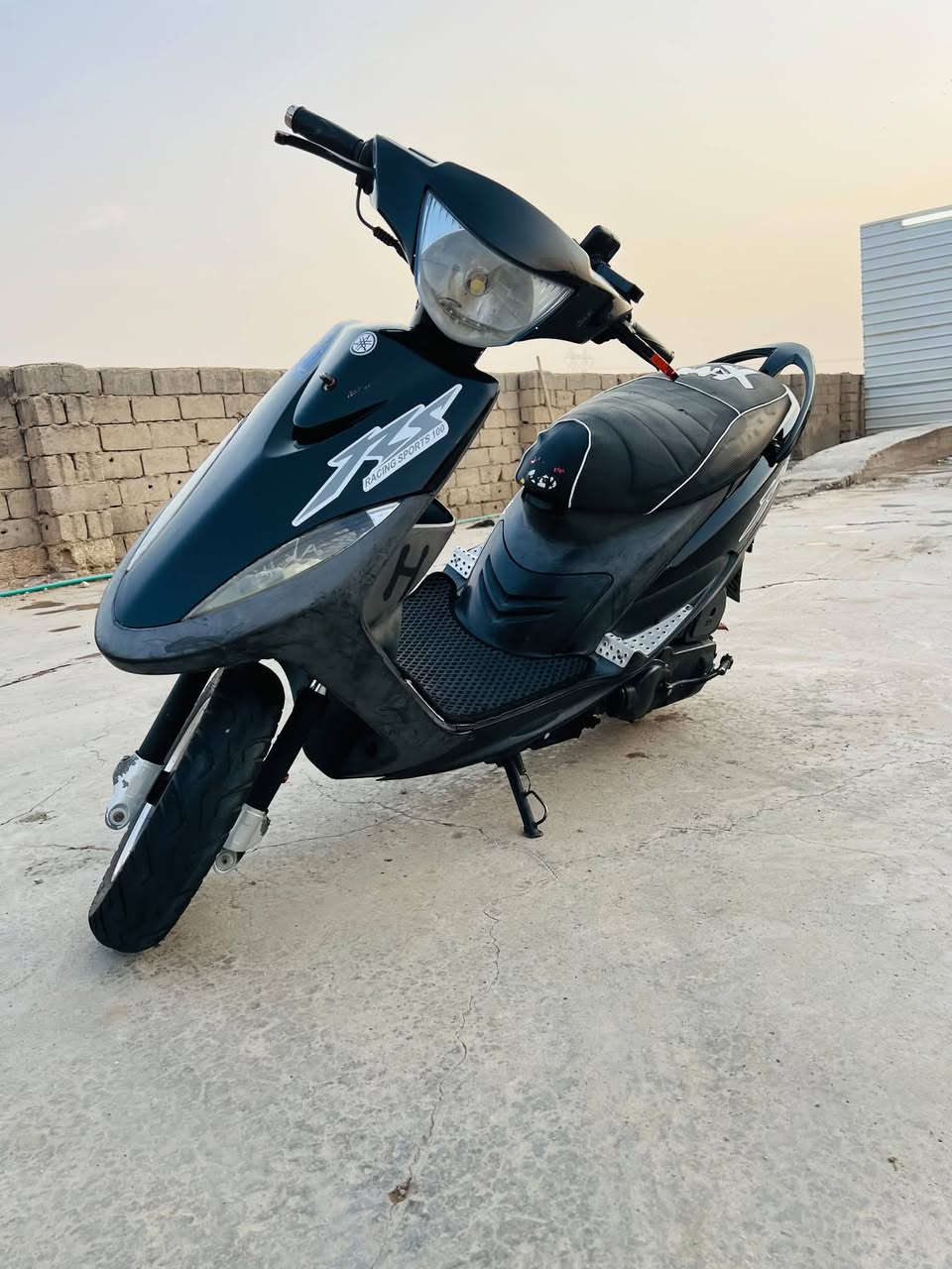 سلام عليكم ماكس بوشه 49 بلاد مكينه ما مفتوحه بلاديه
دراجه نضيفه شوفت عينك متعوب عليها 
مكان ديوانيه فضاء سنيه
سعر 650 وبيها مجال استفسار اتصال 
***********
