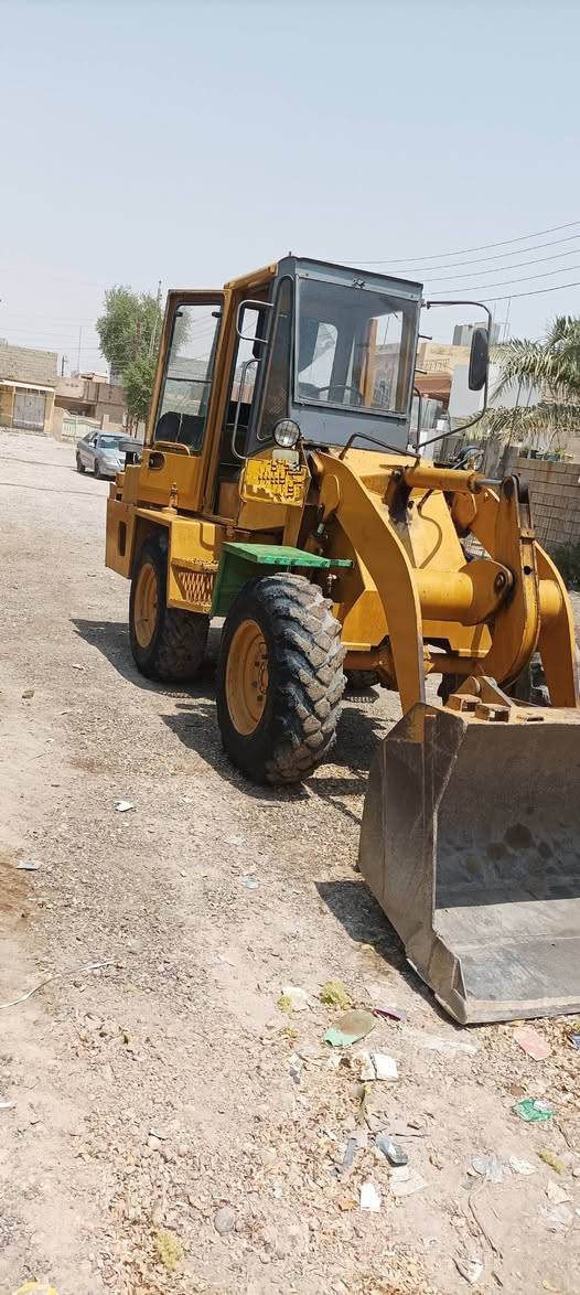 السلام عليكم
شفل زت مايلر  شركه مرسيدس ألماني 
حجم 602  منفيس أوراقه كامله  حتى الضريبه مدفوعه
محرك ٤ بستم  دويس ألماني 
بم المشي والرفع درجه اولى 
اكسلات شرط ابلاديه  علشركه
كهربائيات كلها شغاله  
السعر 95ورقه وبي مجال 
العنوان سامراء ***********
