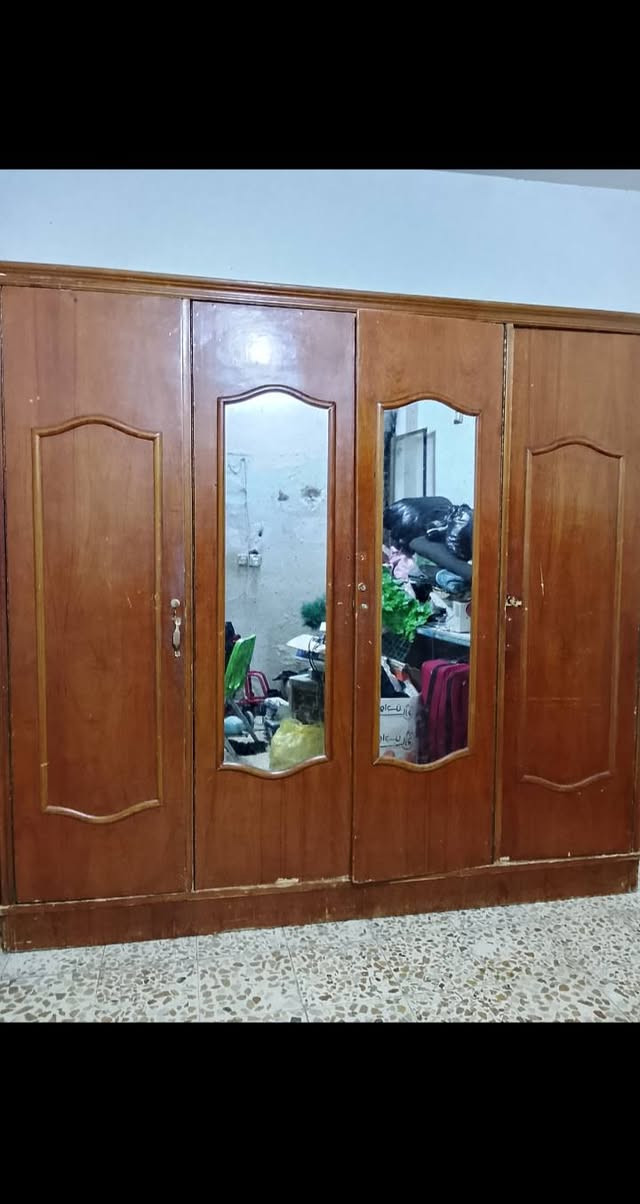 سلام عليكم تواصل واتس اب ***********
كاونتر تفصال ب 150الف بدون سنك: 
طباخ ب75الف: 
كنتور 150بي مجال: 
مكينة براذر كتروني ب250الف 
عنوان بغداد الجديدة لشراي يتفضل واتساب
