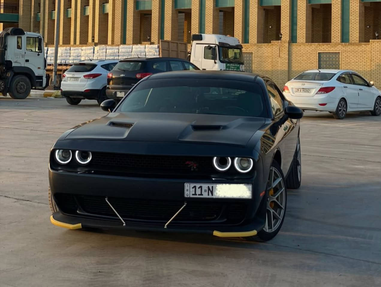 ماكو هيچ نظافة بهيچ سعر 
چالنجر 2017 SXT Performance Edition 
نسخة اداء خاصة تختلف عن باقي النسخ 
ابرز هاي المواصفات اكسل 3.08 بلادي 
السيارة عليها ويل دايتونا اصلي وتخم تاير جديد 
سستم انارة محيطية داخلية 
لايتات امامية جديدة و زنون
گير محرك اكسل گاردن شاصي لغد دواخل كلهن مكفولات
السيارة عليها برمجة كامله يم الجمشير 🔥
حدادية وتبريد 100/100 
هايدروليك الگير بدلته بالموعد 
ثيم SRT للشاشة والعدادات 
شاشة مبدلة كاربلاي مال موديل 20 سعرها 4 ورقات 
سيارة جاهزة على اخر حبة وماناقصها برغي واحد 
جميلة وناصبة وبالعافية على الياخذها 
سنوية 2030 بإسمي تحويل مباشر 
الحادث دعامية امامية واصبع من البنيد ومصلح نفسه بدون فتح 
وبيها قطع كلير من أمريكا طبقة خفيفة جداً گوة بينت بالسونر بدون فتح أو تصليح
لغد شاصي دواخل كفالة من الشخط 
السيارة مصلحة داخل امريكا وداخلة للعراق كلين تايتل تعمل وتسير 
وبيها 3 رصعات بالقمارة مال تحميل ممبينات 
سعر السيارة 133 💲💵
مكان السيارة بالكوت📍
‭ 📞 ***********‬
